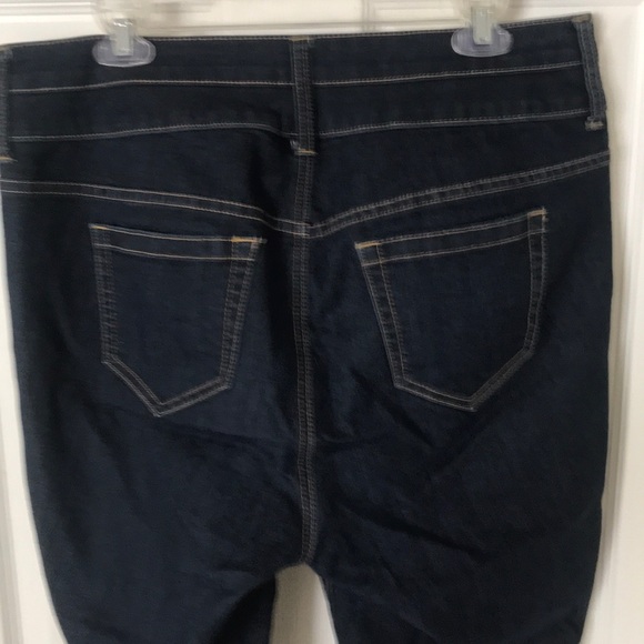 Torrid cropped jeans - Picture 5 of 6